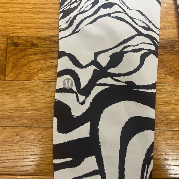 Lululemon Swift Speed High-Rise Tight 28" Spin Off Vapor Graphite Grey Size 2 - Picture 6 of 8